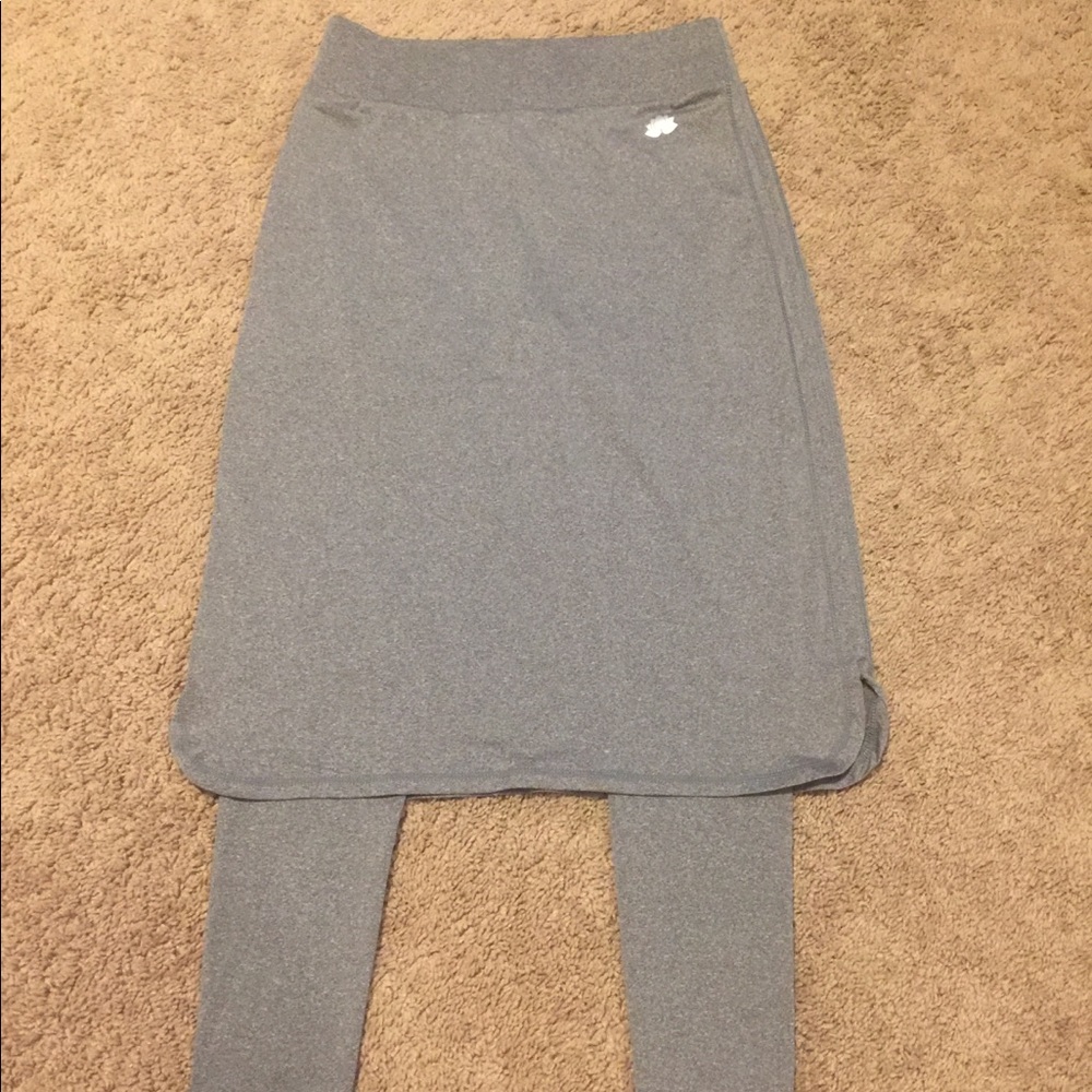 Grey snoga athletic skirt
